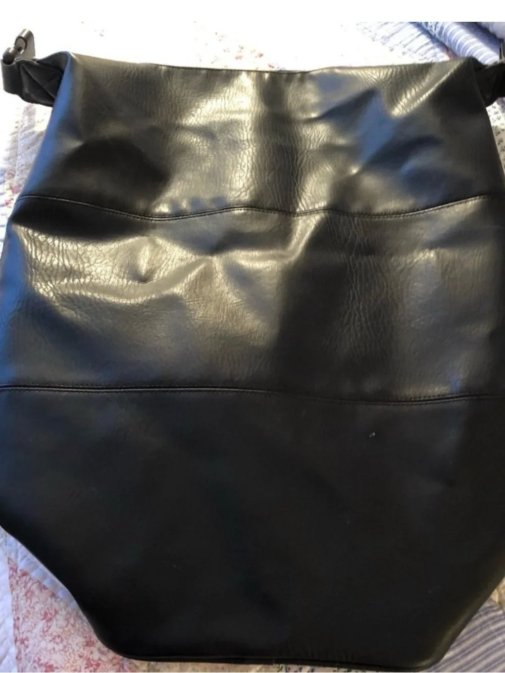 Karl Lagerfeld Parfums Vintage Rare Black Weekender Duffel-Great Condition